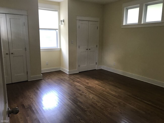 Foto del edificio - 3703 Lawton Ave