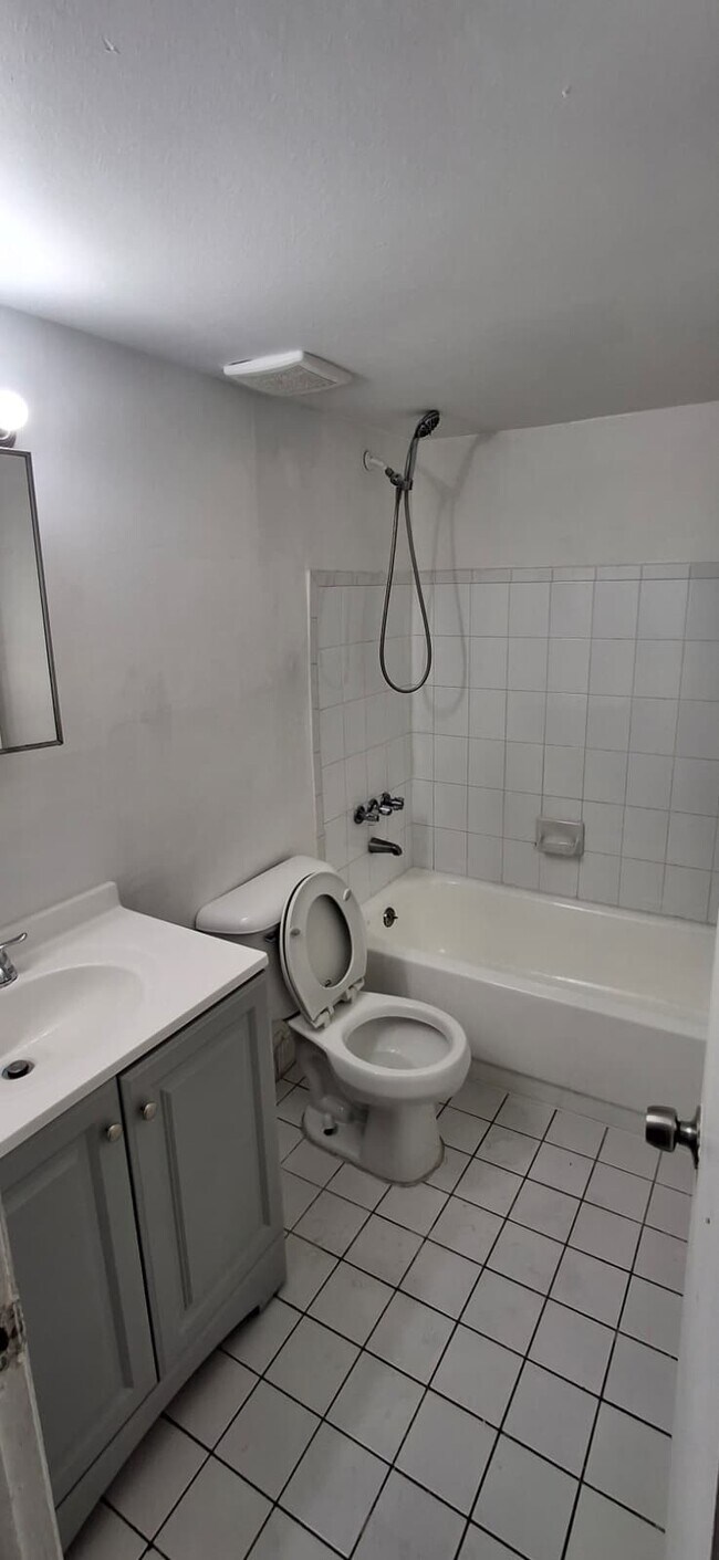 Foto del edificio - 271 NW 177th St