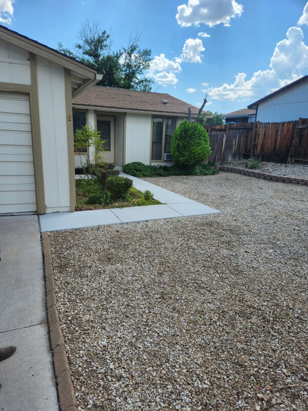 Primary Photo - 2040 Bonneville Ave