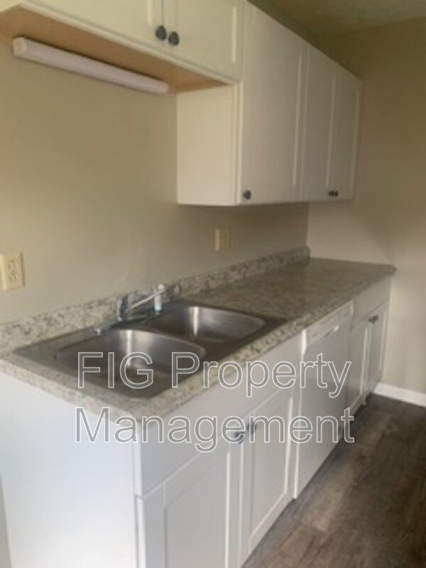 129 Hillcrest Dr, Knoxville, TN 37918 Condo for Rent in Knoxville, TN