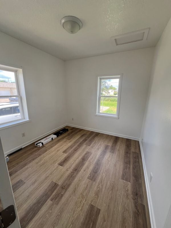 Foto del edificio - 509 W Pleasant St