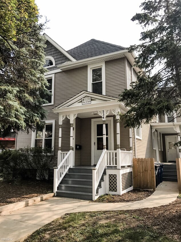 Primary Photo - 534 Hill St
