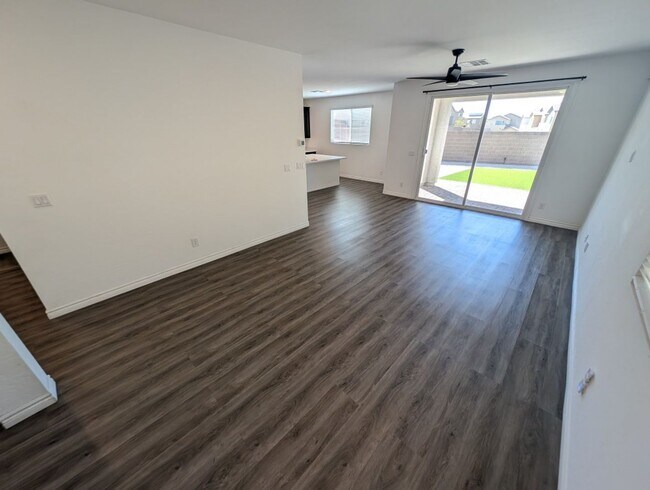 Foto del edificio - 3009 Moulin Hts St