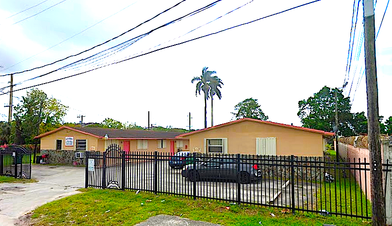 Primary Photo - 2924 NW 132nd Ter