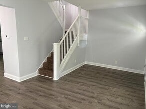 Building Photo - 306 Linden Ave