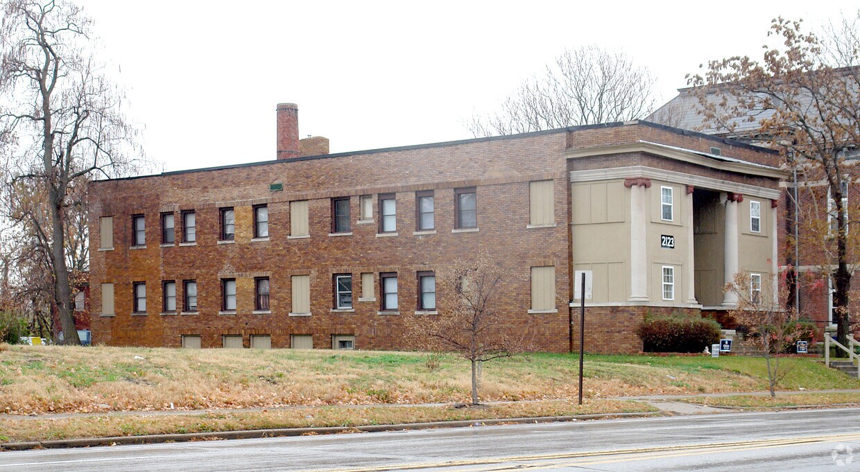 Foto del edificio - 2123 N College Ave