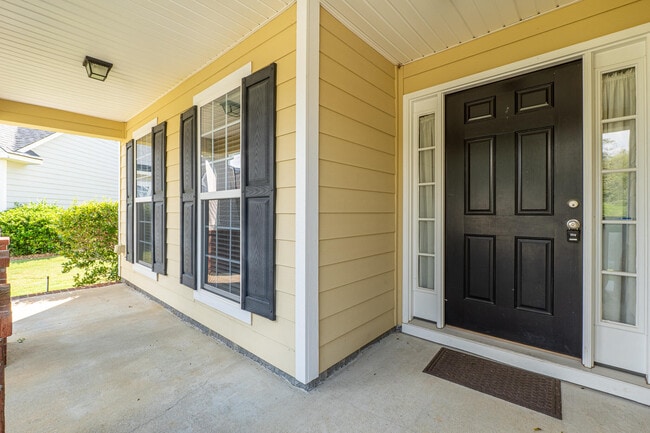 Building Photo - 228 Full Cir Dr