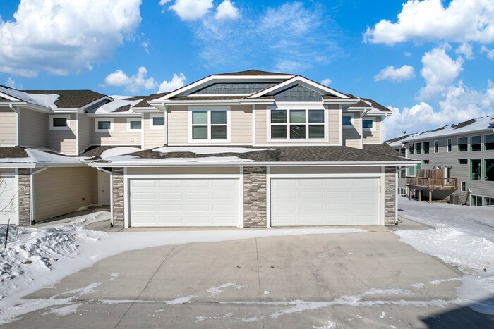 Primary Photo - 1412 Mocking Bird Ln