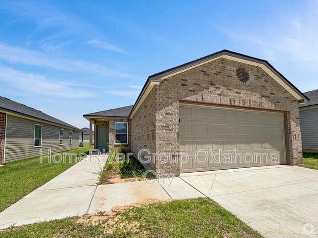Building Photo - 1221 S Brk Dr