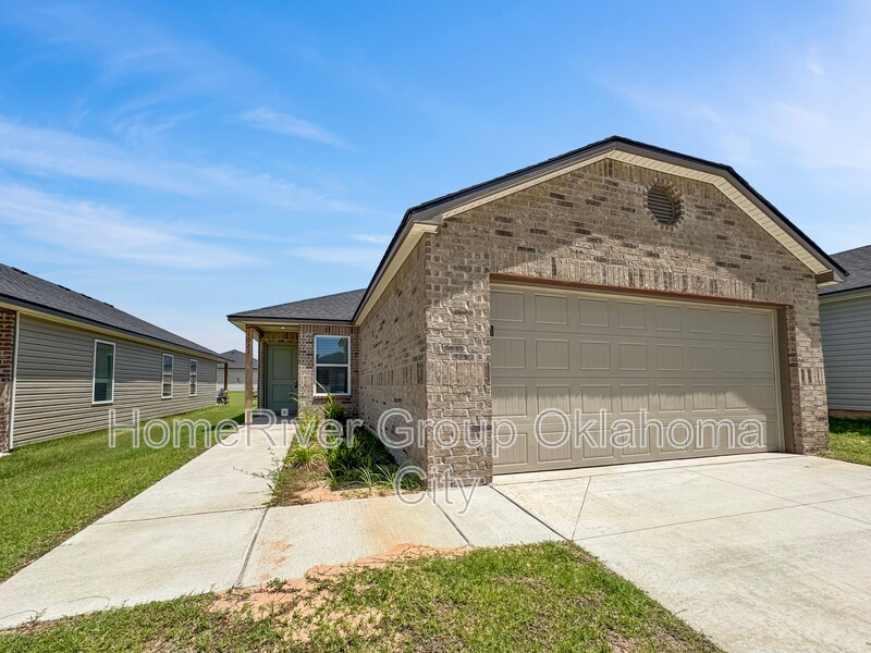 Foto principal - 1221 S Brk Dr