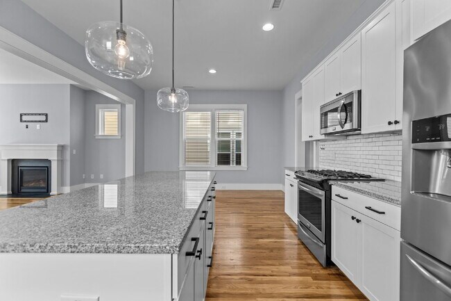 Foto del edificio - "Discover Comfort and Style: Spacious 3-Bedroom Home in Briar Chapel!"