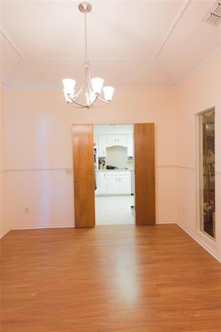 Foto del edificio - 1400 E Exchange Pkwy