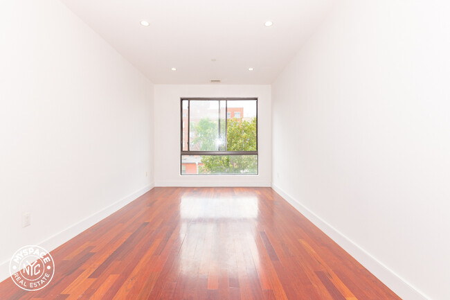 Foto del edificio - 521 Maple St