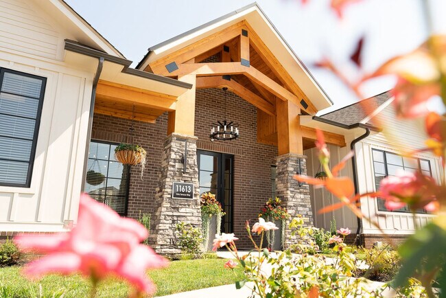 Foto del edificio - 807 Creekside Terrace Way
