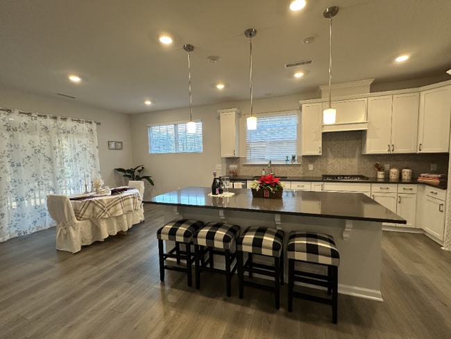 Building Photo - 2430 Field Poppy Dr