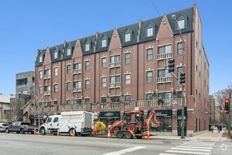 Building Photo - 1400 W Grand Ave