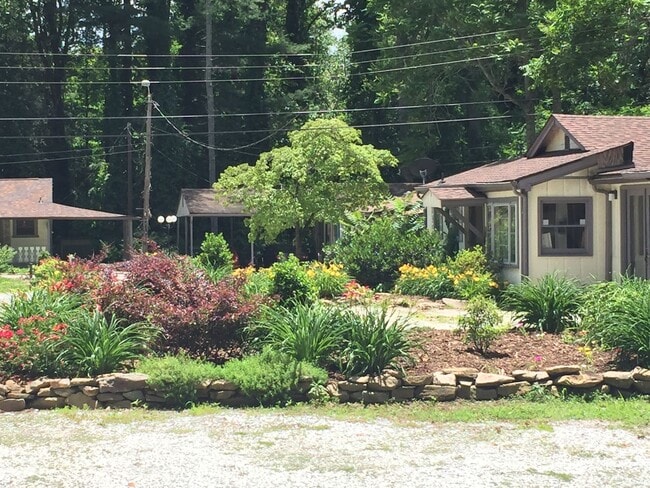 Building Photo - 77 Snapdragon Ln