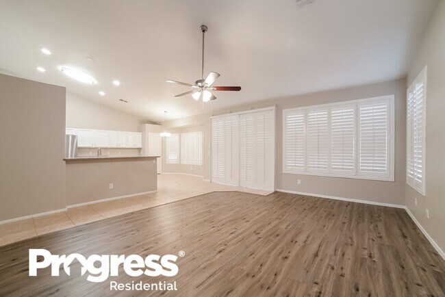 Building Photo - 7064 E Lobo Ave