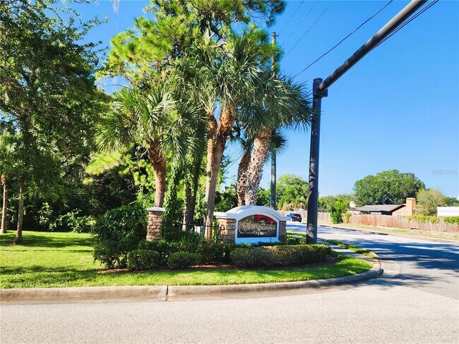 Building Photo - 2106 Clover Hill Rd