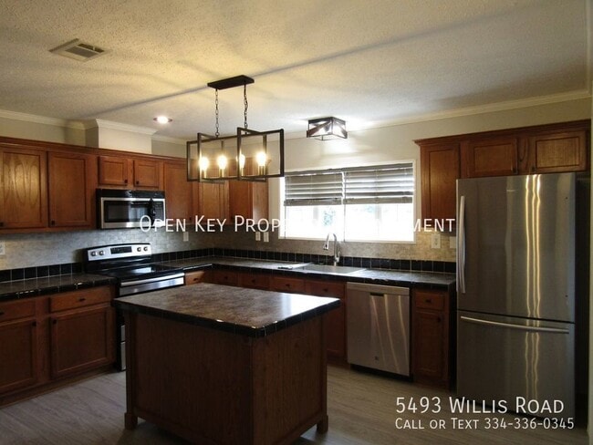 Building Photo - 5493 Willis Rd