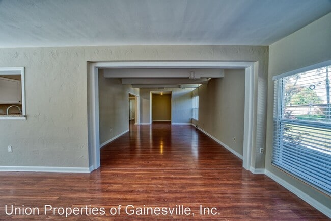 Building Photo - 3 br, 2 bath House - 1321 NW 21st Avenue