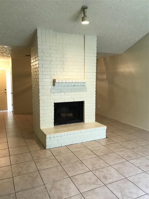 Foto del edificio - 16529 Gold Ridge Ln