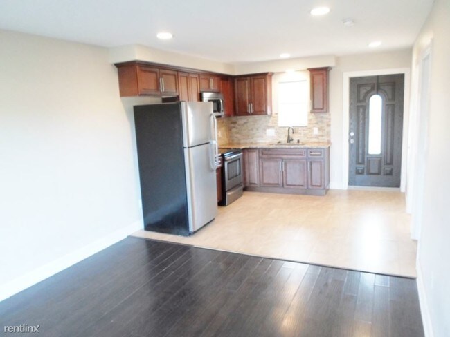 Building Photo - 1 br, 1 bath  - 4420 Springer Ave Apt 22