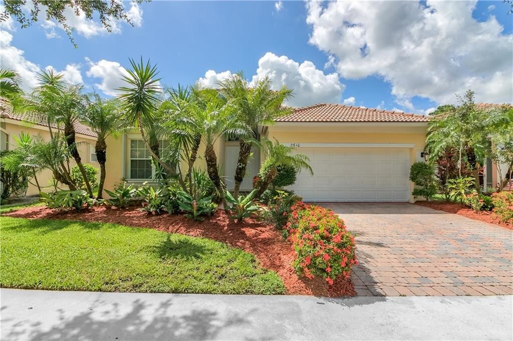 Foto principal - 2610 SE Stonebriar Way