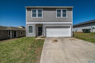 Building Photo - 217 Whitestone Dr NE