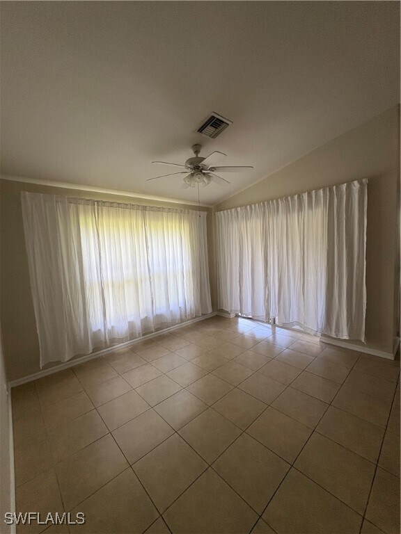 Foto del edificio - 5245 SW 20th Ave