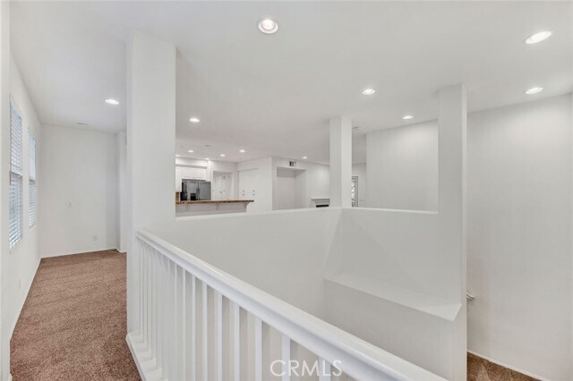 Building Photo - 80 Lamplighter