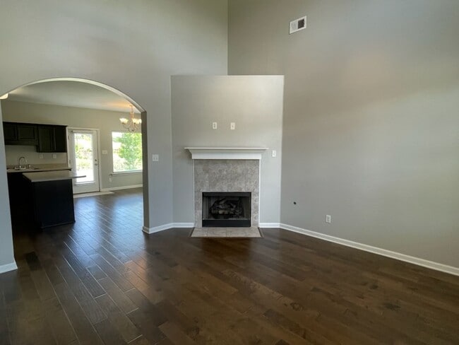 Building Photo - Bethel Park Subdivision! Four Bedrooms!