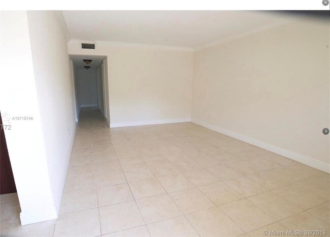 Foto del edificio - 3609 S Le Jeune Rd
