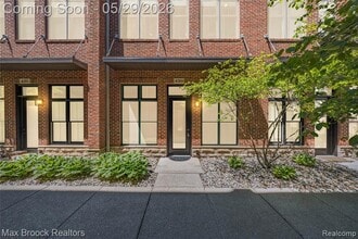 Building Photo - 420 Lewis Ct