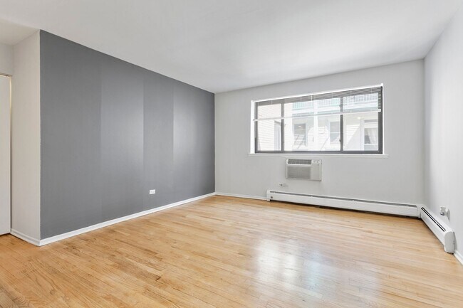 Foto del edificio - 6755 N Sheridan Rd