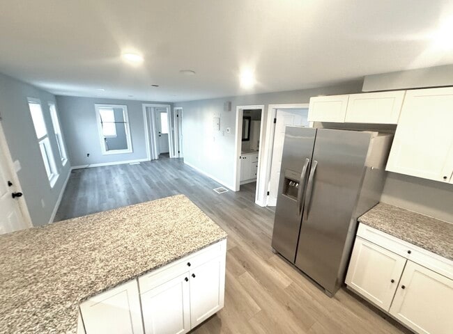 Open Floorplan! - 1392 Candia Rd