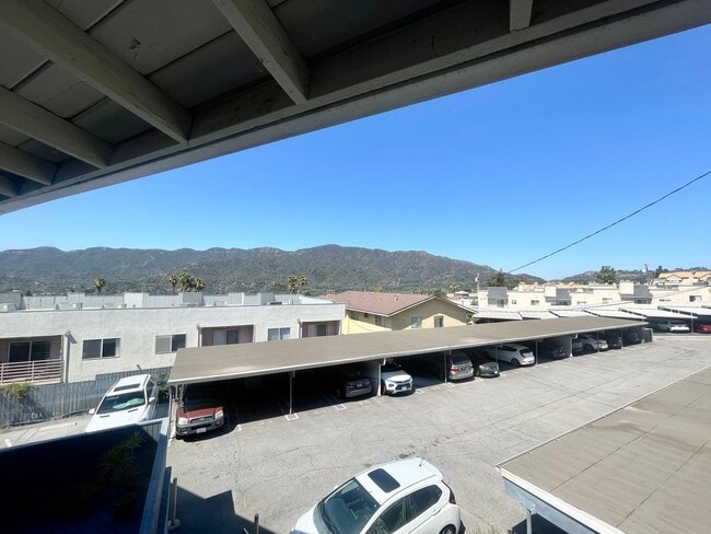 Interior Photo - FOOTHILL VILLAGE