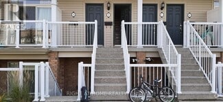 Building Photo - 107 Artesa Private
