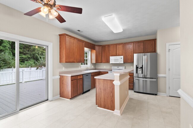Building Photo - 712 Tallahassee Dr