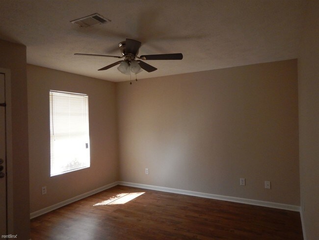 Building Photo - 2 br, 2 bath Duplex - 3615 Mahan Street 36...