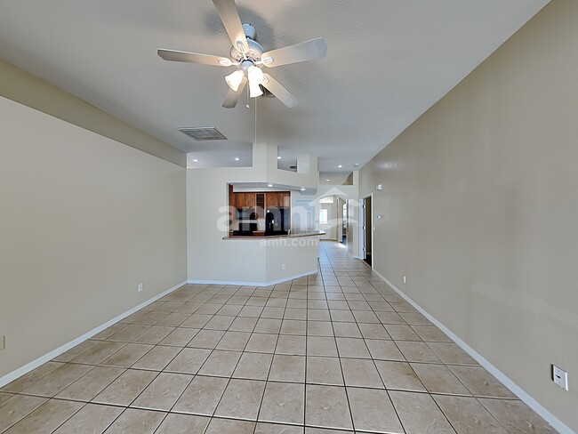Building Photo - 1225 Barclay Wood Dr