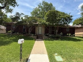 Building Photo - 7135 Cosgrove Dr