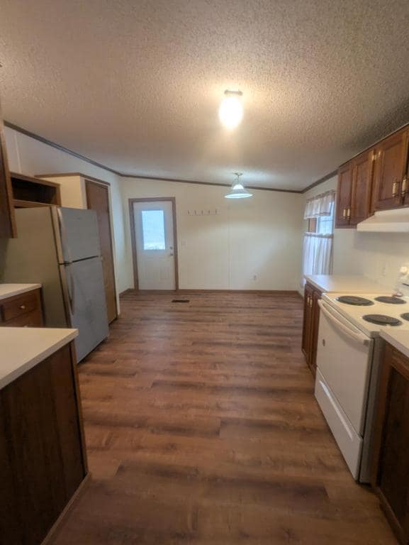 Building Photo - 4460 S Wise Rd