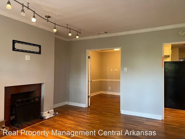 Building Photo - 1 br, 1 bath House - 1814 Kavanaugh Blvd