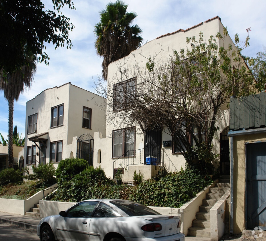 Primary Photo - 839-843 N Vendome St