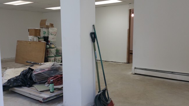Building Photo - FOREST HILLS MEDICAL SPACE