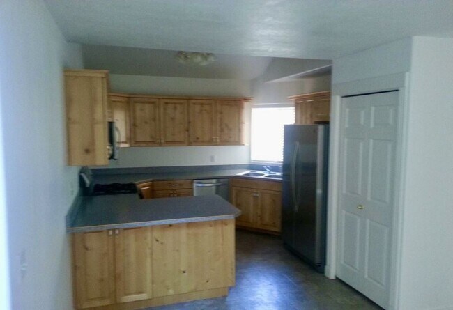 Foto del edificio - 4 BR HOME in Hurricane