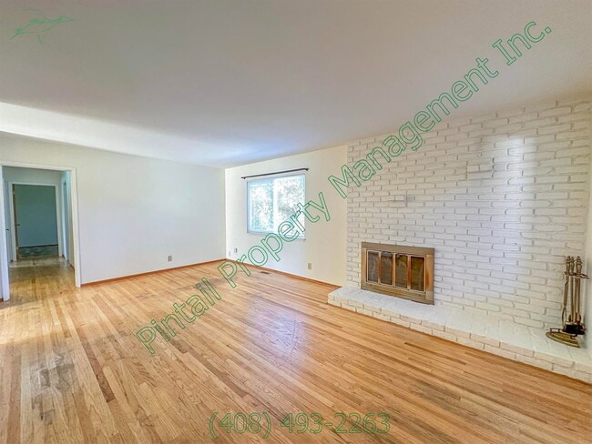 Photo - 965 Amstutz Drive House
