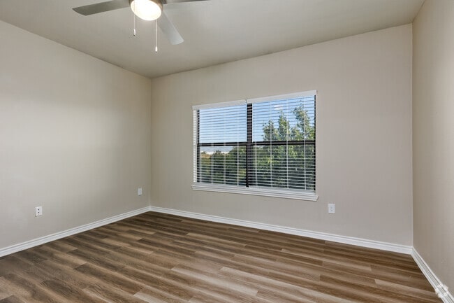 2HAB, 2BA - 1.240 ft² | PLAYA - Birchstone Northlake