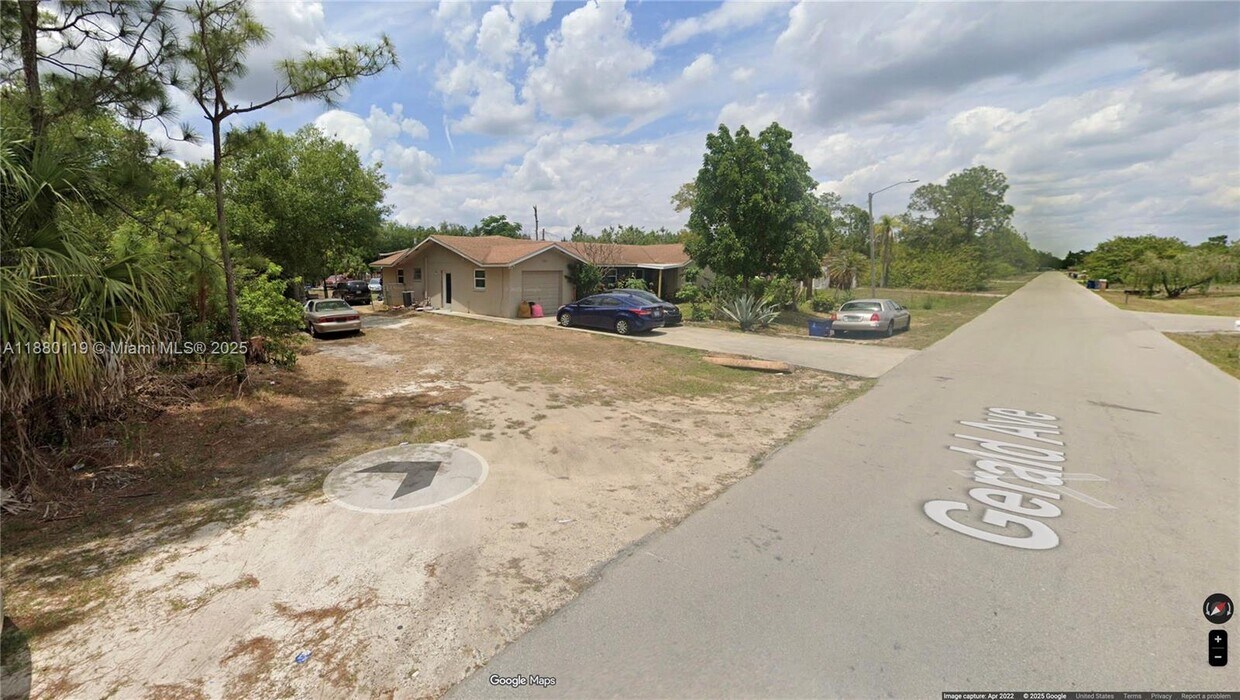 Primary Photo - 1005 Gerald Ave
